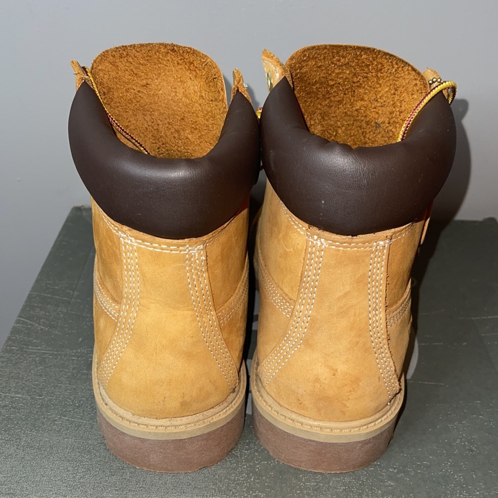 Timberland Boots - Picture 3 of 8